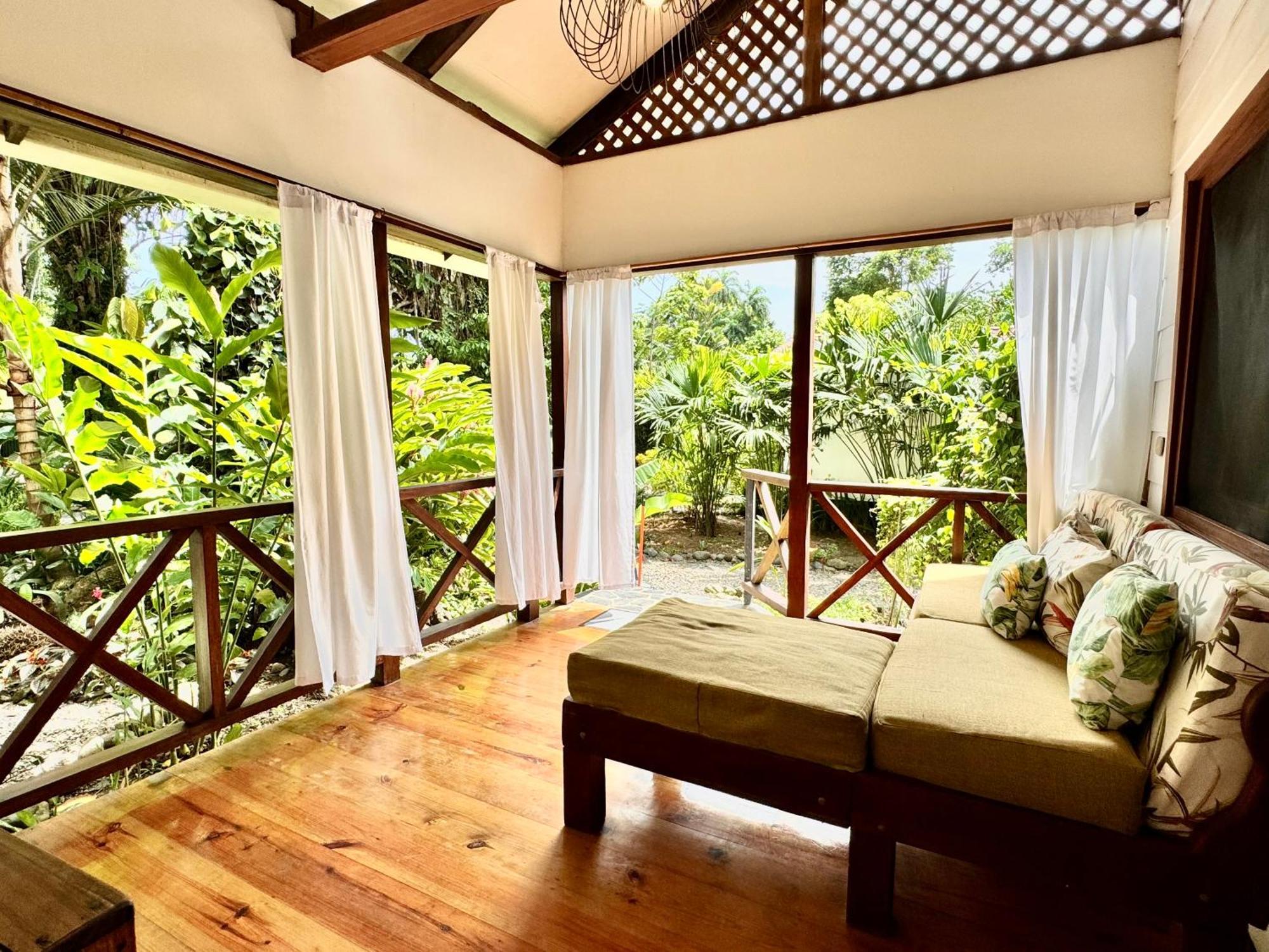 Chilamate Holiday House Puerto Viejo de Talamanca エクステリア 写真